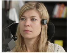 woman wearing head mouse